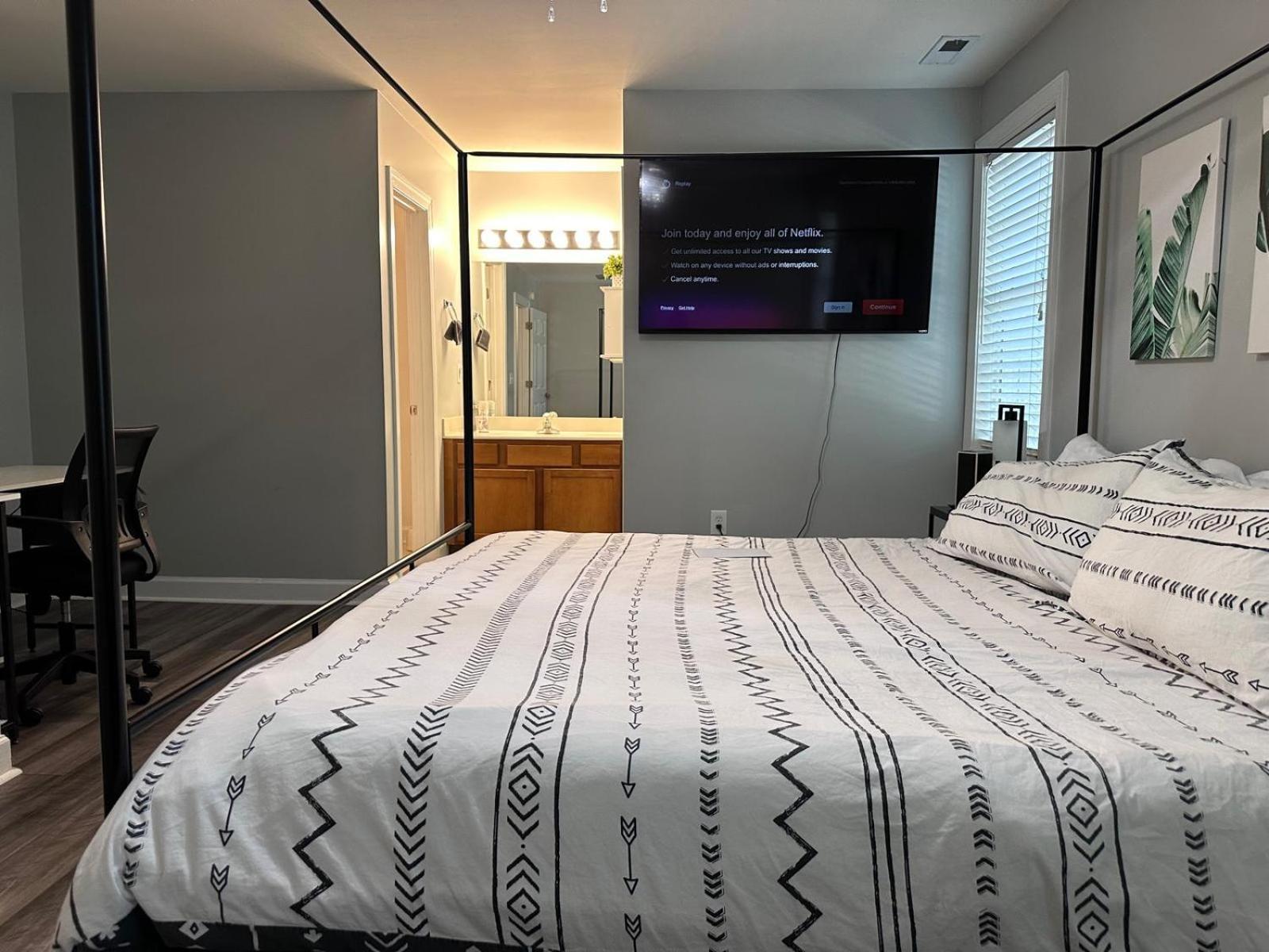Simple Elegant Townhouse Dt Raleigh Ncsu Apartment Exterior photo